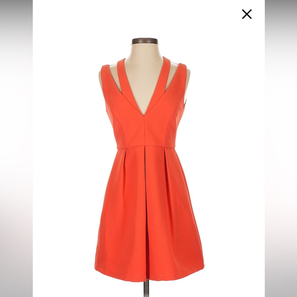 BCBG Clayre Cutout V Neck Pleated Mini Dress Curry Red Size 10